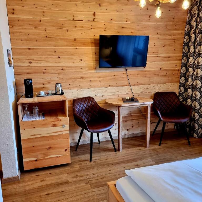 Seehotel Hartung & Ferienappartements - Doppelzimmer mit Seeblick - 9