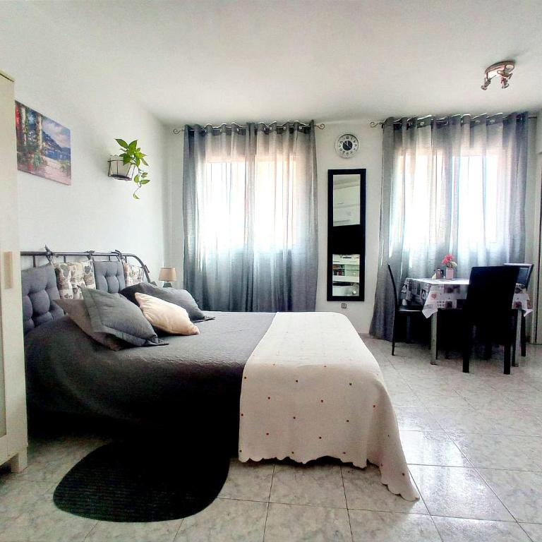 Estudio Paz - Estudio con 1 cama grande - 9