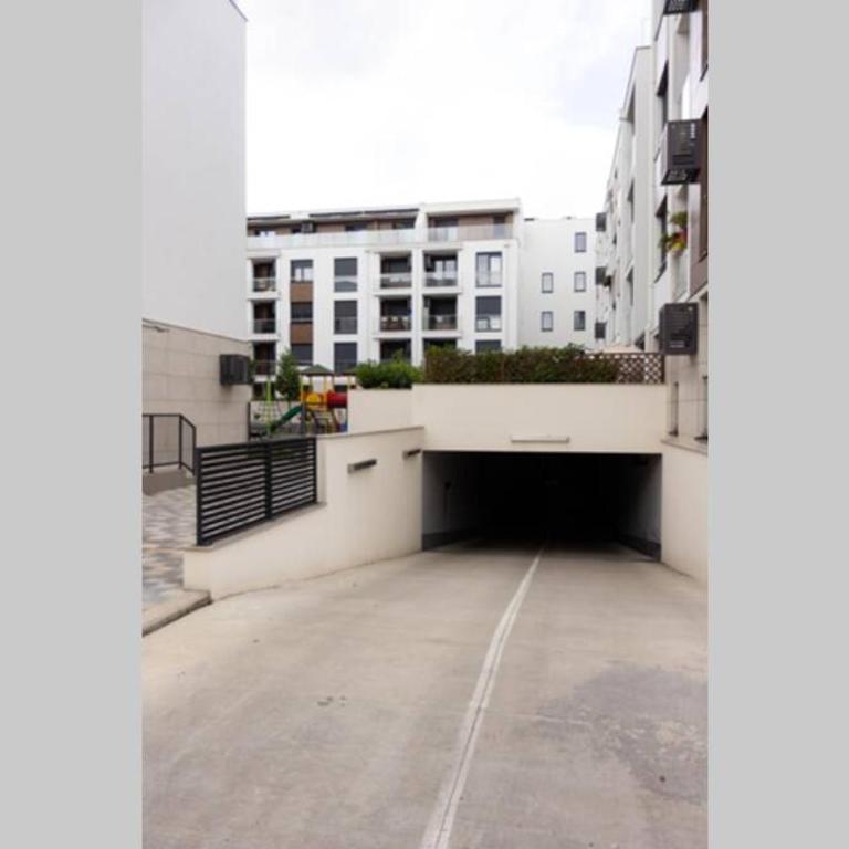 Zemun Luxury - Comfortable, workspace, quiet, free parking, Netflix - One-Bedroom Apartment - 31