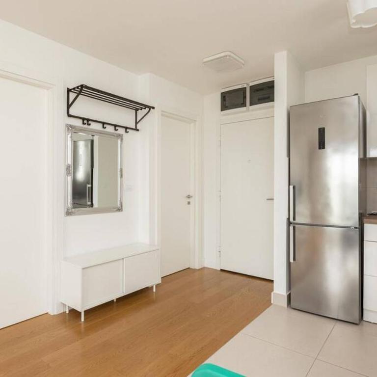 Zemun Luxury - Comfortable, workspace, quiet, free parking, Netflix - One-Bedroom Apartment - 12