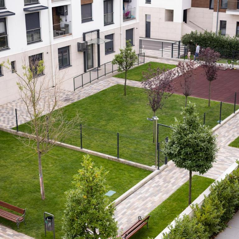 Zemun Luxury - Comfortable, workspace, quiet, free parking, Netflix - One-Bedroom Apartment - 7
