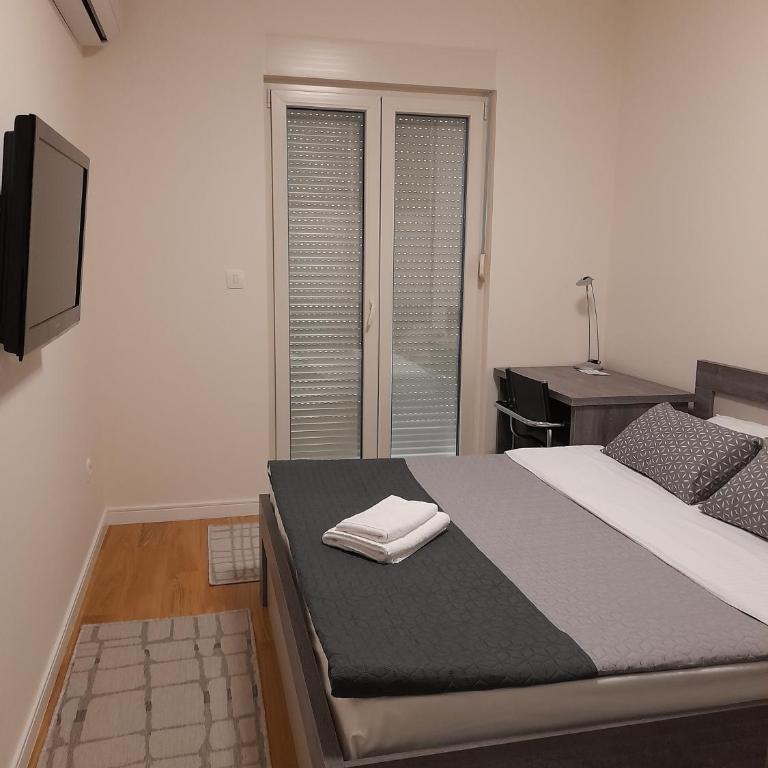 Apartment Diamond - Two-Bedroom Apartment - 22