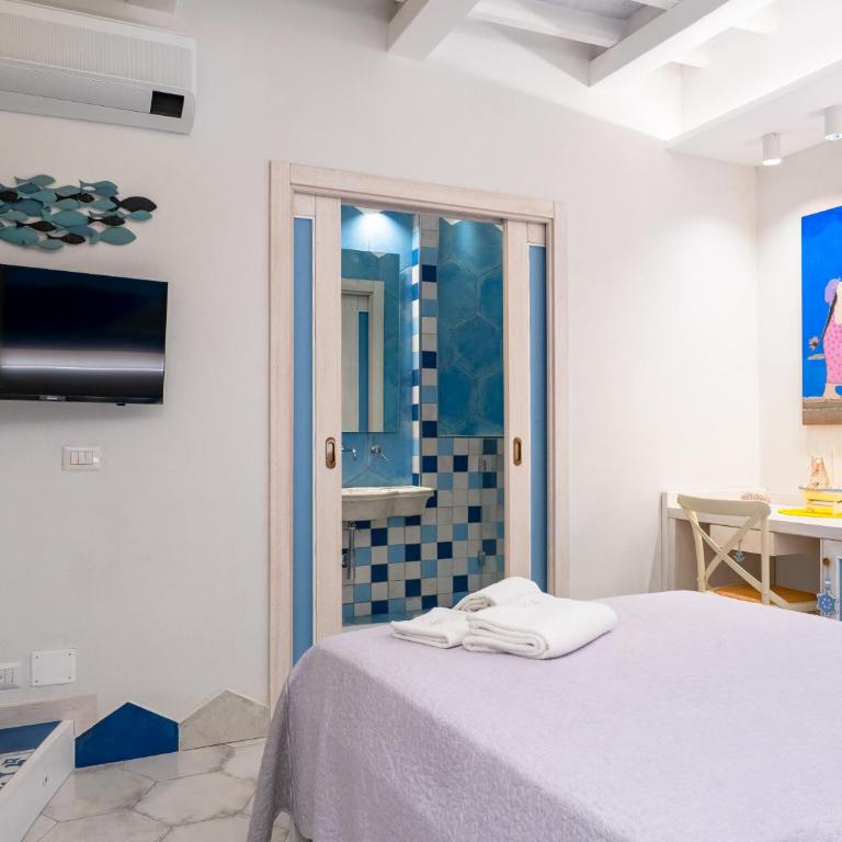 Clicka&Sleep Caracciolo - Appartamento con 2 Camere da Letto - 11