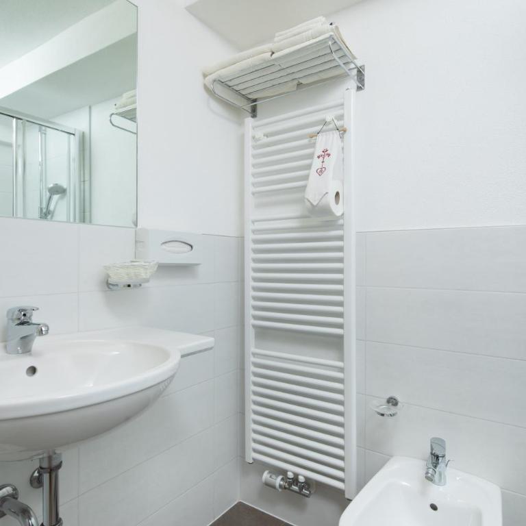 Declara B&B and apartaments - Camera Matrimoniale con Balcone - 29