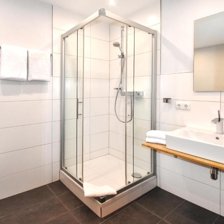 8peaks - Doppelzimmer mit Bergblick - 2