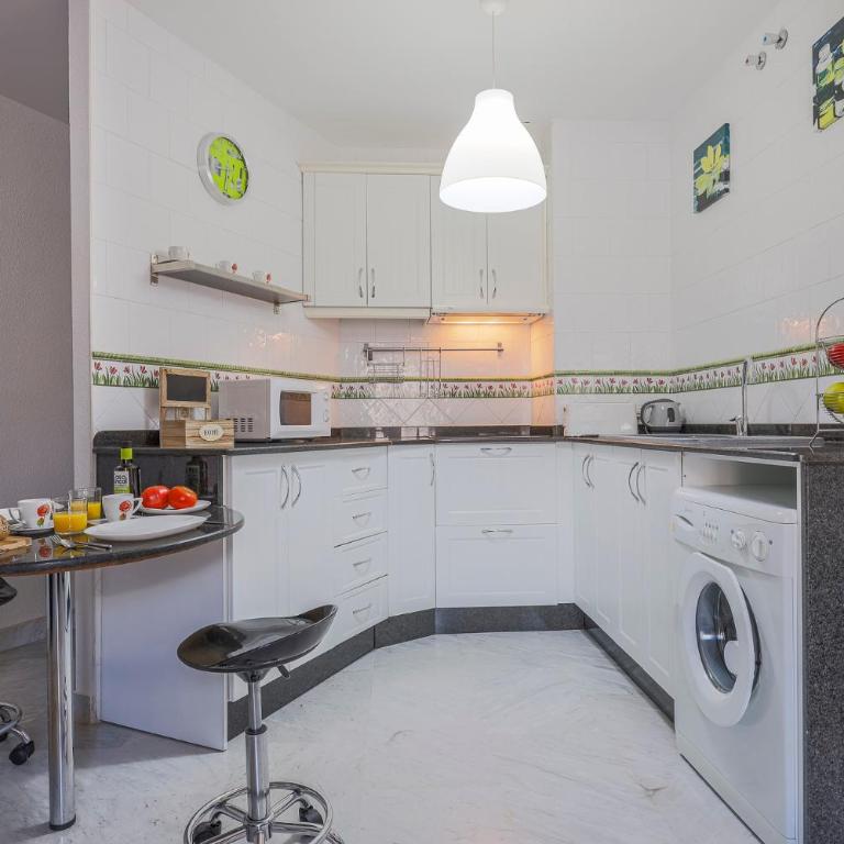 Apartamentos Alameda del Tajo I Parquing Centro - Apartamento de 1 dormitorio con terraza - 7
