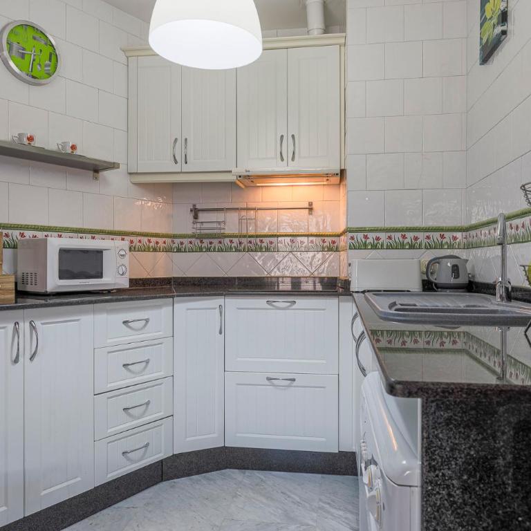 Apartamentos Alameda del Tajo I Parquing Centro - Apartamento de 1 dormitorio con terraza - 14