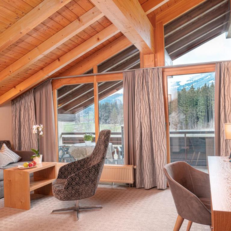 Parkhotel Burgmühle - Suite mit Balkon - 2