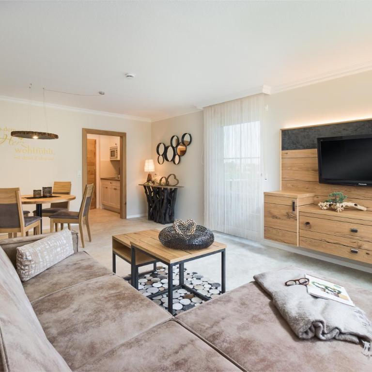 Fichtenwald-Ihr Boutique I Glück`s Hotel - Ihr Kraftort - Wasserwelten Bad Füssing - Deluxe Suite - 3