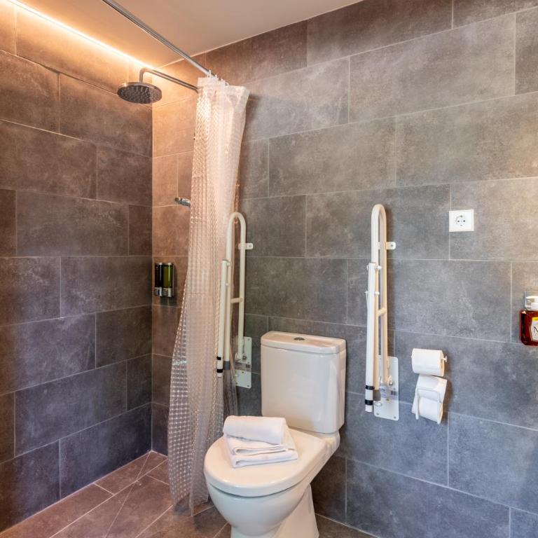 Double Room in ToledoRooms VistaPark - Habitación Doble con baño privado - 5
