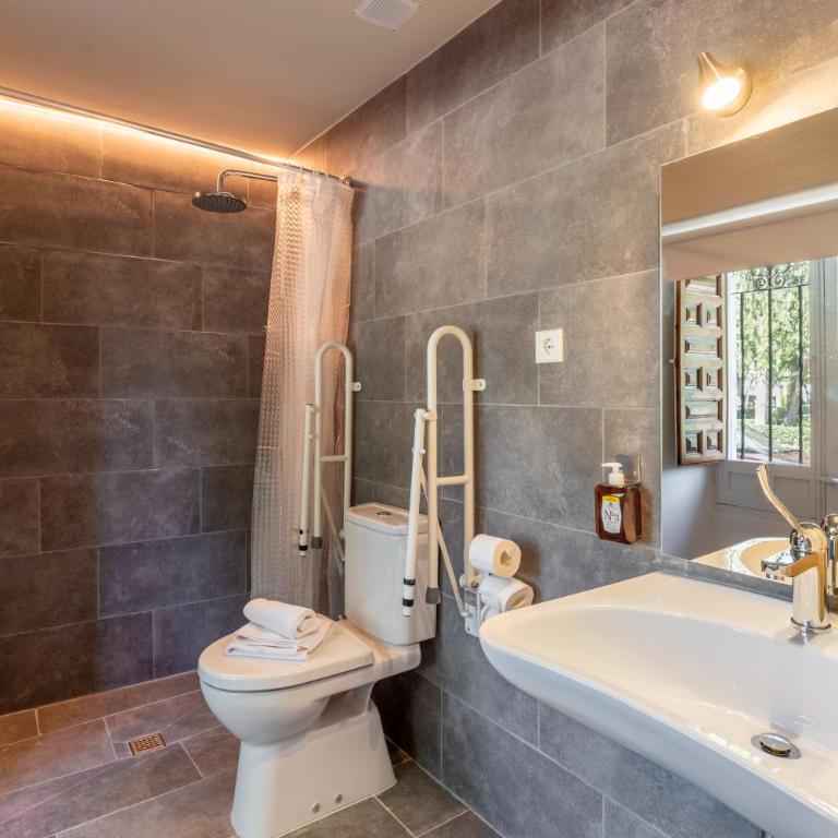 Double Room in ToledoRooms VistaPark - Habitación Doble con baño privado - 4