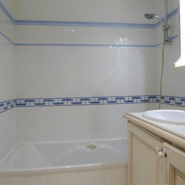 Appartement 3 chambres climatisé dans Résidence calme avec Piscine et Tennis - Apartment mit 3 Schlafzimmern - 11