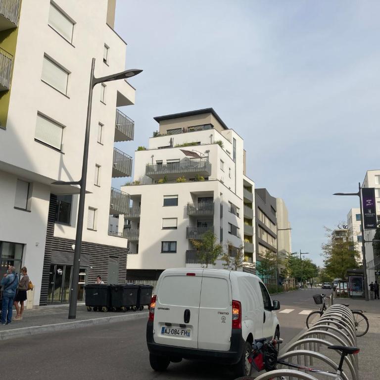 Appartement Muse proche Gare - Appartement 1 Chambre - 24