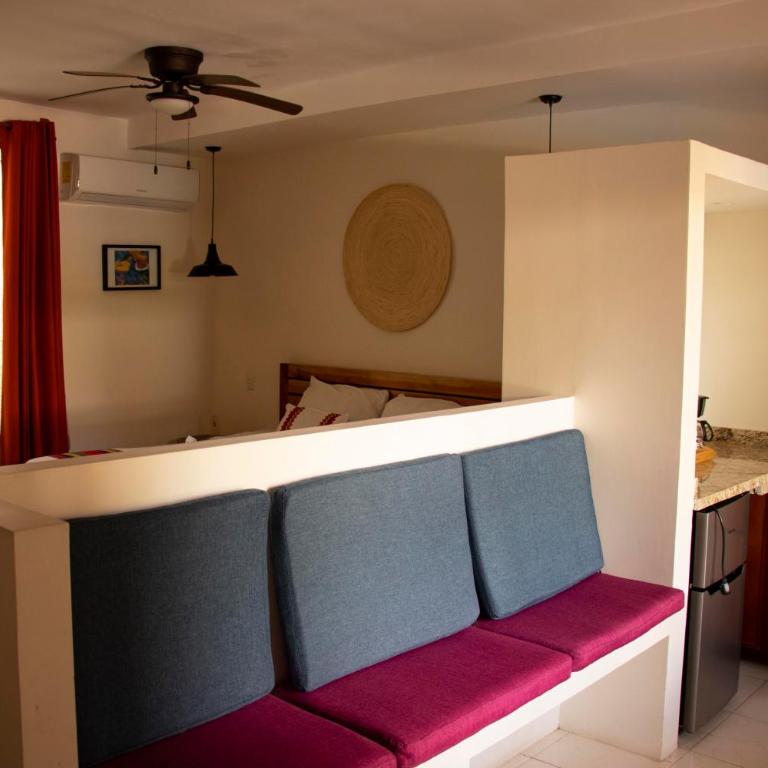Poza Clara Sanctuary - Suite con cama extragrande y vistas a la piscina - 15
