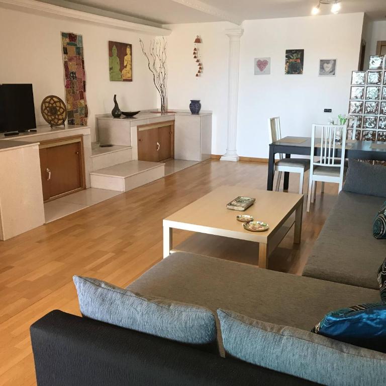 Big and Bright Apartment - Apartamento con terraza - 11