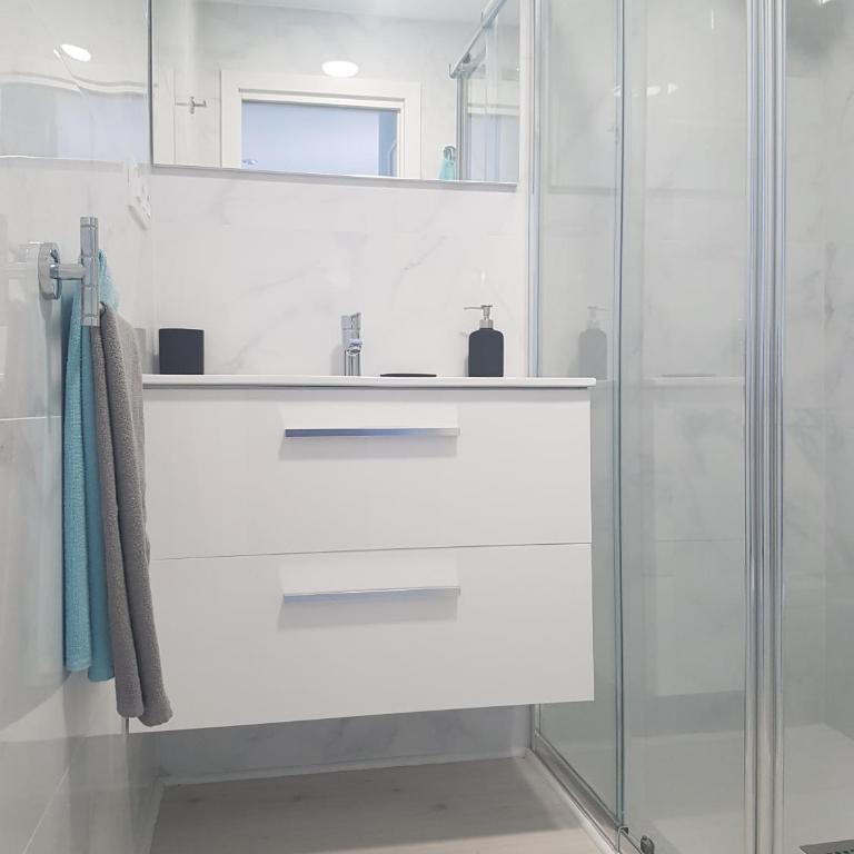 Barcia 3 - Three-Bedroom Apartment - 13