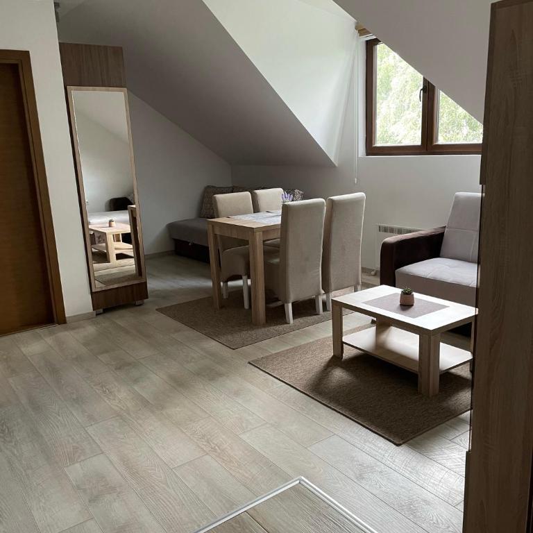 Kraljevi Konaci -Apartmani Bajka - Deluxe Studio - 1