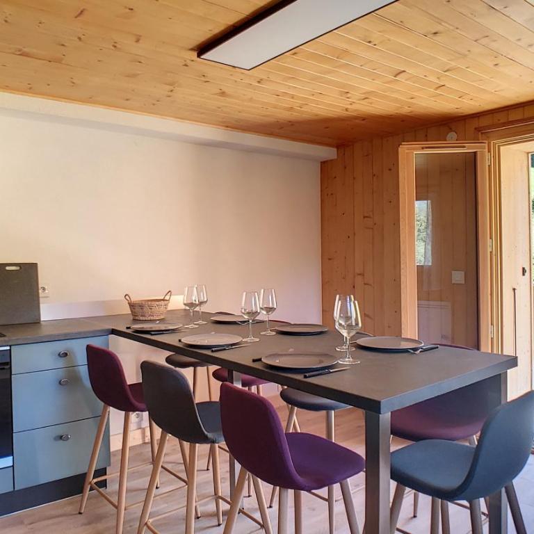 Joli APPARTEMENT DANS CHALET AVEC TERRASSE - SAINT JEAN D'AULPS - PROCHE MORZINE - 6 PERSONNES - LILOU - Appartement avec Terrasse - 8