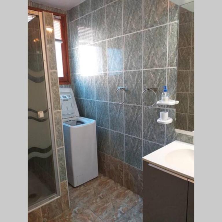 La Tour Fondue Appartement vue mer Grand T2 face a Porquerolles Drap serviette non fournis - Apartment mit 1 Schlafzimmer - 20