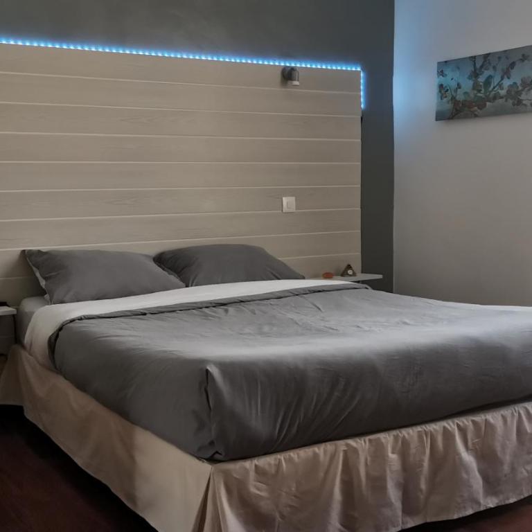 Résidence Martins - Chambre Familiale avec Salle de Bains Commune - 3