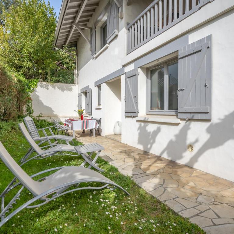 Etxeko txikia - Two-Bedroom Apartment - 5
