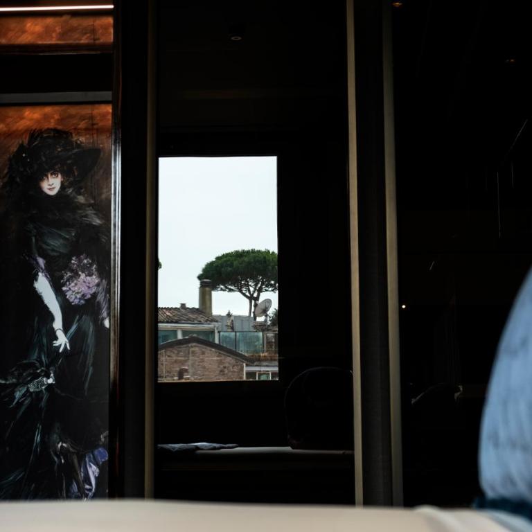 U-Visionary Roma Hotel - Suite Open - 3
