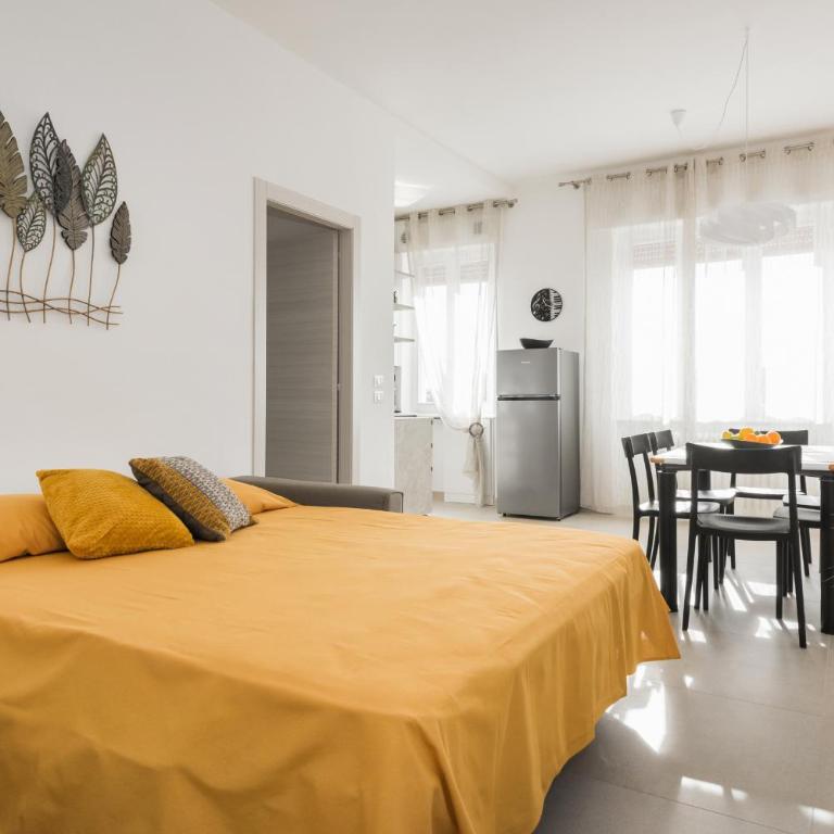 Civico40 Luminoso appartamento con balconi e garage privato - Two-Bedroom Apartment - 23