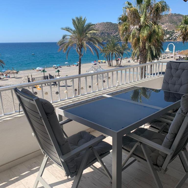 La Herradura junto al mar - Two-Bedroom Apartment - 3