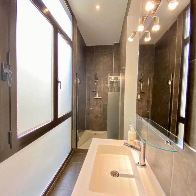 True Design in Heart of Noble BCN - Estudio - 32