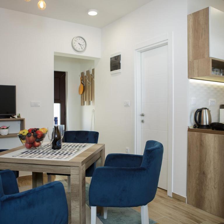 Dvori Sky View E14 Kopaonik - free private parking - Apartman sa 1 Spavaćom Sobom - 8