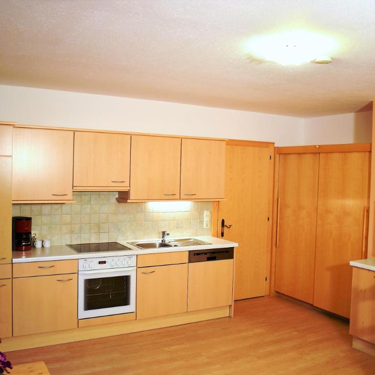 Ferienwohnung Saalbach Fieberbrunn - One-Bedroom Apartment with Balcony TOP 10 - 3