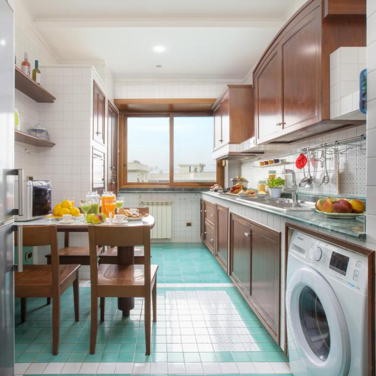 SorrentoVibes - Family Home with terrace & amazing view in Sorrento Center - Appartamento con 3 Camere da Letto - 18