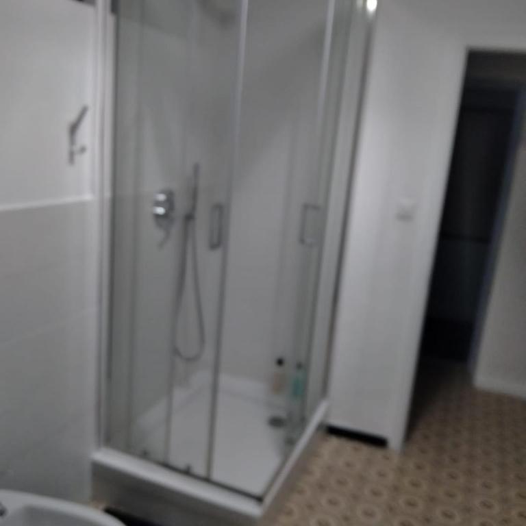 Virginias B&B - Camera Matrimoniale con Bagno Privato - 7