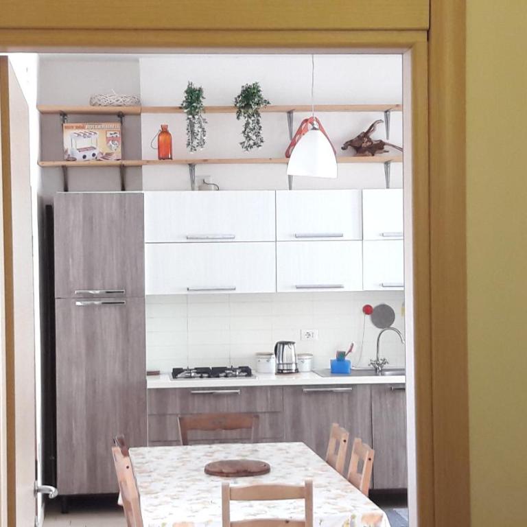 Appartamento presso il Teatro Lirico - Appartamento con 2 Camere da Letto - 10