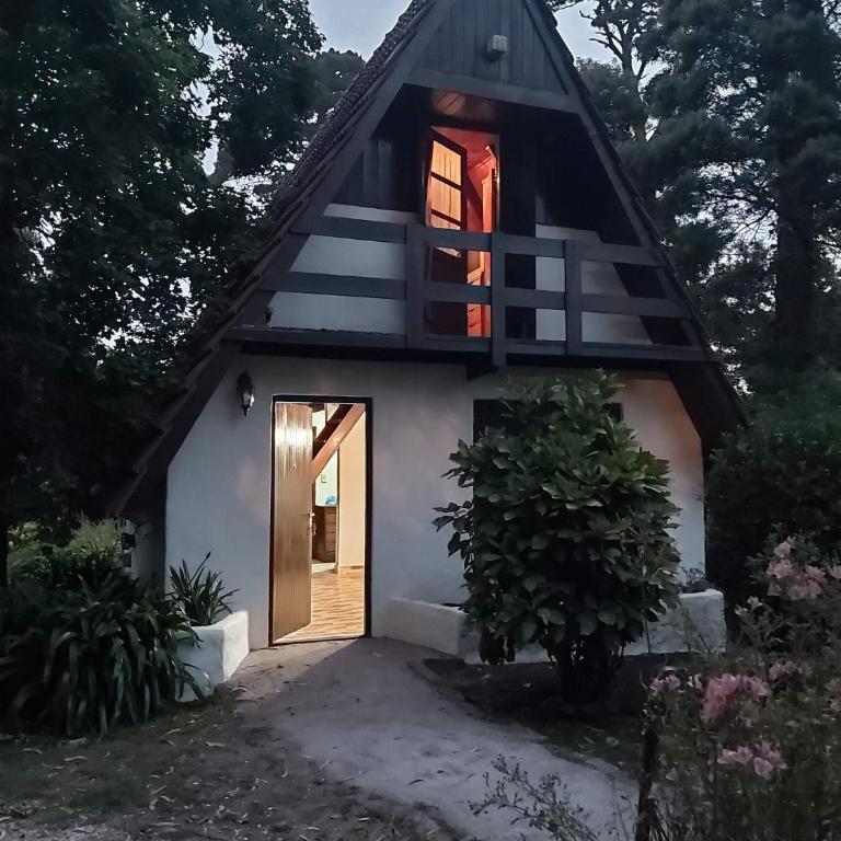 Cabaña Bosque peralta ramos - Casa de 2 dormitorios - 1