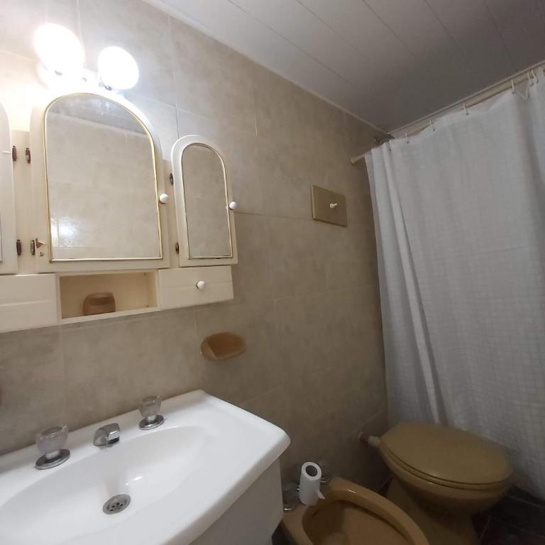 Cabaña Bosque peralta ramos - Casa de 2 dormitorios - 18