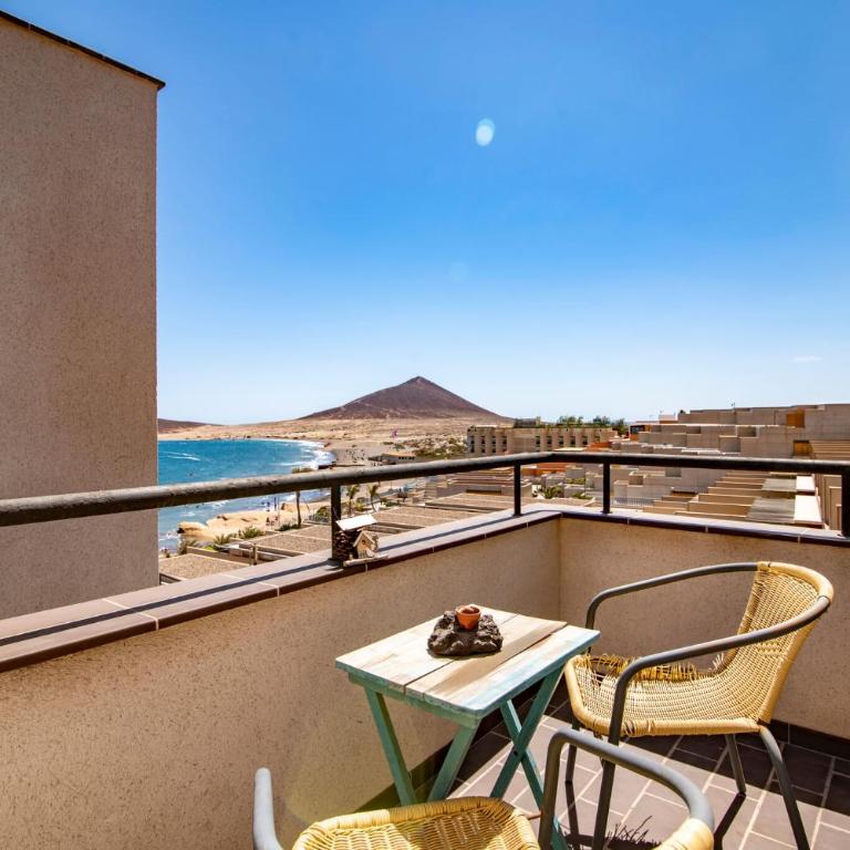 alquilaencanarias El Medano Spectacular terrace and sea views A - Casa de 2 dormitorios - 2