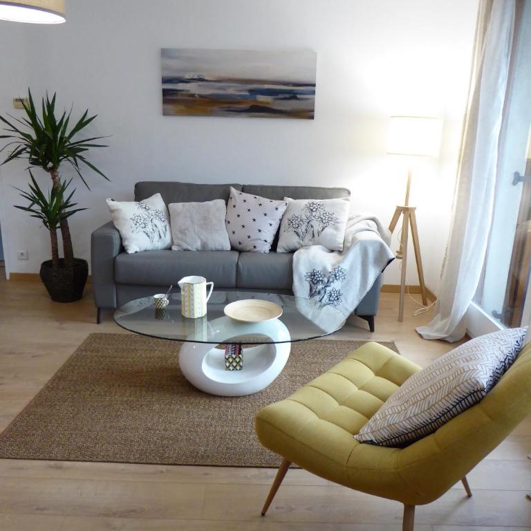 ALPINES 2 /près du funiculaire et gare sncf-garage privé-terrasse sud-46m2 - Appartement 1 Chambre - 3
