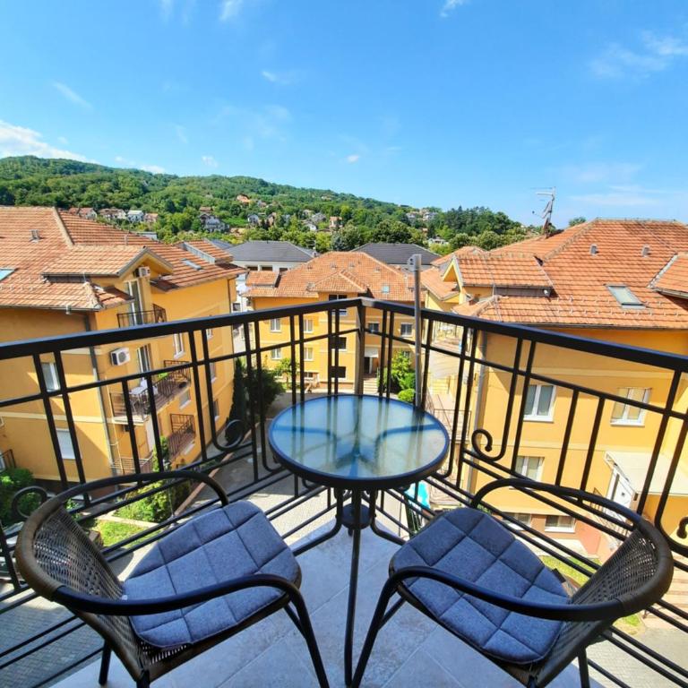 Oggy Apartment - One-Bedroom Apartment - 33