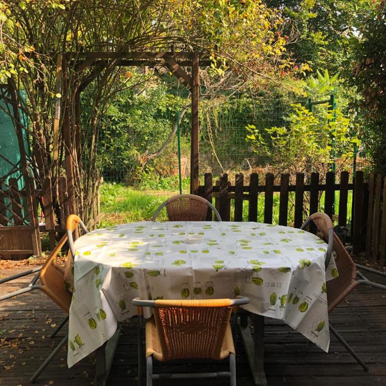 F2 avec terrasse - One-Bedroom Apartment - 4