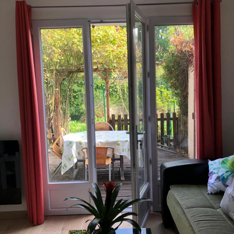 F2 avec terrasse - One-Bedroom Apartment - 3