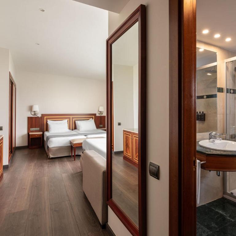 Eurostars Ciudad de La Coruña - Habitación Triple - 2