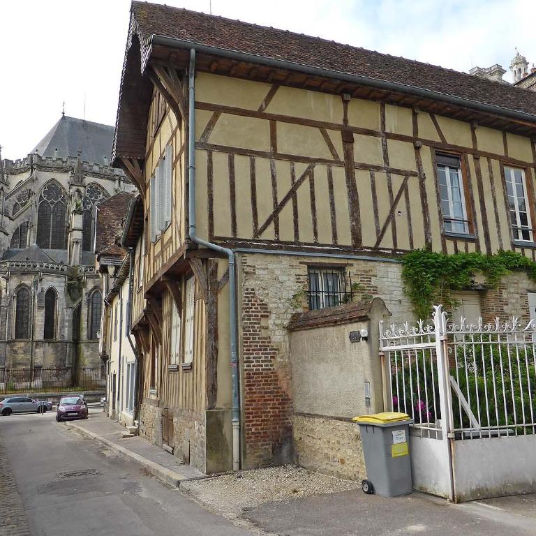 Le Papillon de la Cathédrale - Calme - Jardin - Wifi - Apartamento - 18