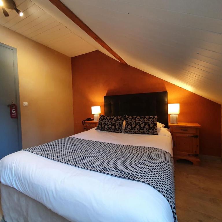 Auberge De La Croix Perrin - Chambre Double - 2