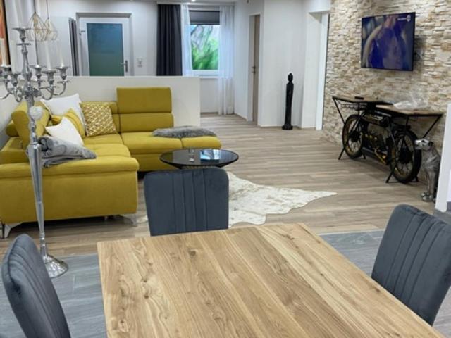 außergewöhnliche Kellerloft - Apartment mit 2 Schlafzimmern - 1