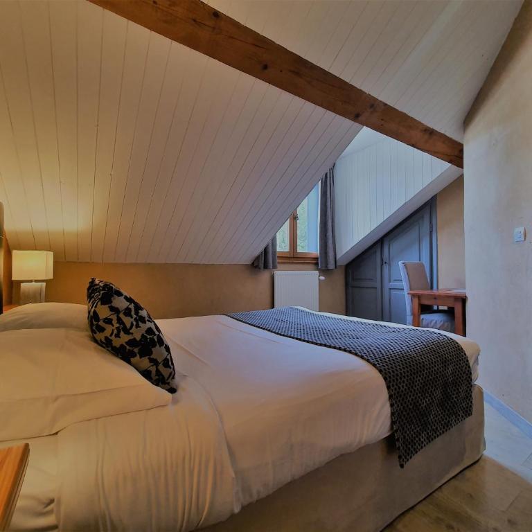 Auberge De La Croix Perrin - Chambre Double - 4
