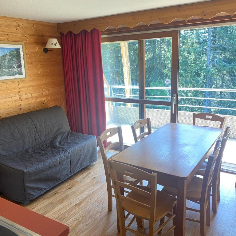apt 4/6 pers aux villages du Bachat chamrousse - Two-Bedroom Apartment - 6