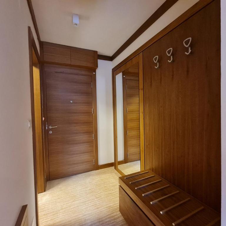 Apartment B513 - Two-Bedroom Apartment - 9