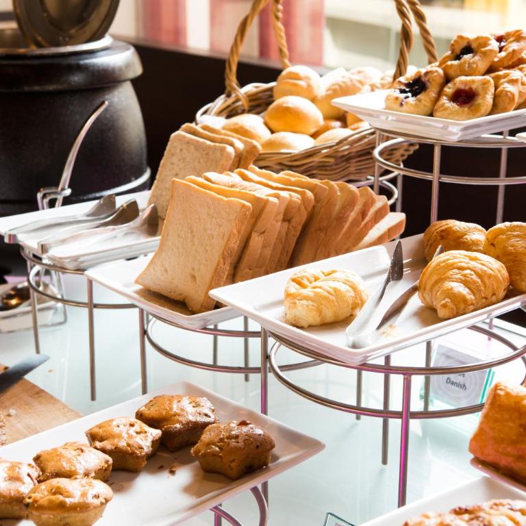 Joy 5 Hotel & SPA - Dvokrevetna Soba sa Bračnim Krevetom/2 Zasebna Kreveta i Pogledom na Reku - 7