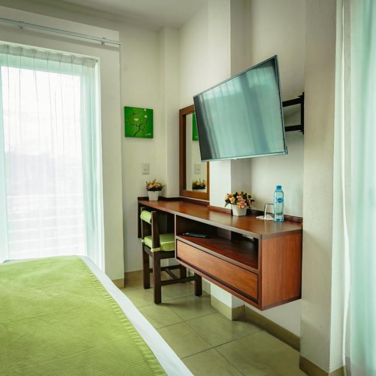 Imperla Hotel - Queen Room with Balcony - 2